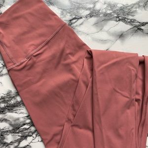 Salmon Lulu Lemon leggings size 4